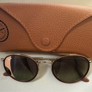 Ray-Ban Brown Sunglasses with Case